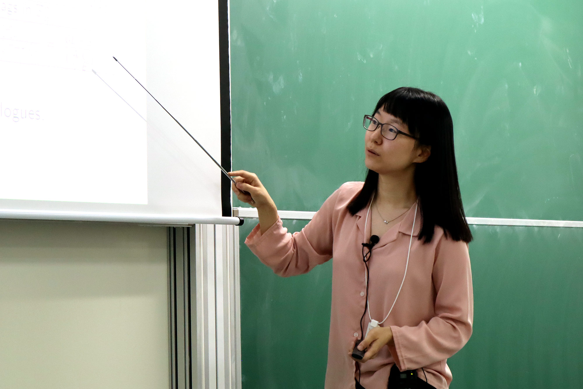 Prof Semin Semin Yoo (유세민) gave a talk on an analogue of q-binomial coefficients ...