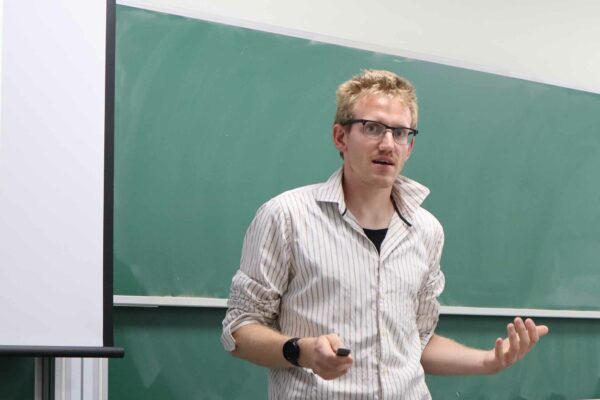 Stijn Cambie gave a talk on the diameter of the reconfiguration graphs arising from the list coloring and the DP-coloring of graphs at the Discrete Math Seminar