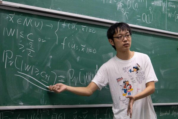 Zixiang Xu (徐子翔) gave a talk on Turán numbers of bipartite graphs at the Discrete Math Seminar