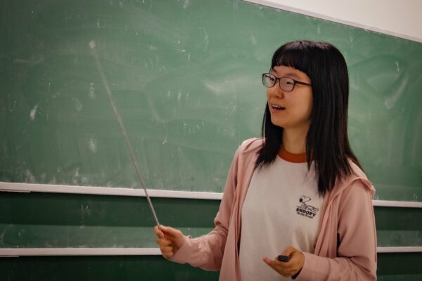 Semin Yoo (유세민) gave a talk on a generalization of Paley graphs and the quasi-randomness at the Discrete Math Seminar
