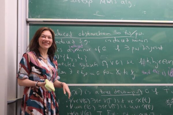 Maria Chudnovsky gave a talk on bounding treewidth of n-vertex graphs excluding fixed induced minors as a function of n at the Discrete Math Seminar