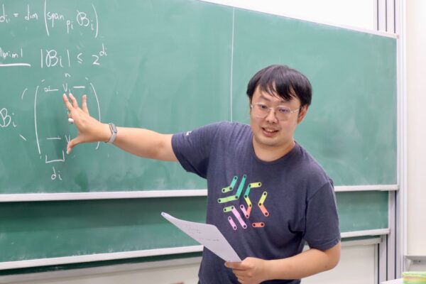 Ting-Wei Chao gave a talk on a variation of the odd town problem at the Discrete Math Seminar