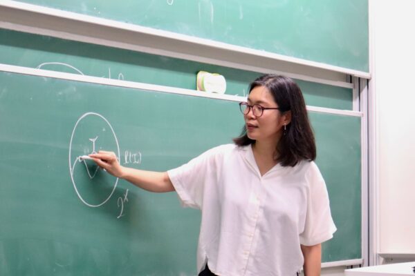 Jinyoung Park (박진영) gave a talk on the Discrete Convexity Conjecture of Talagrand at the Discrete Math Seminar